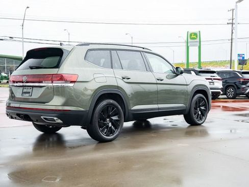 New 2026 Volkswagen Atlas SE FWD image 6
