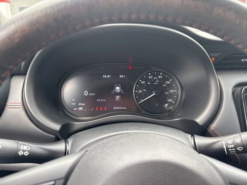 Certified 2021 Nissan Kicks SR FWD image 6