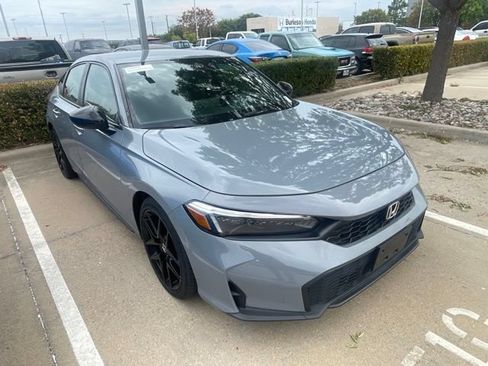 Used 2025 Honda Civic Sport image 11
