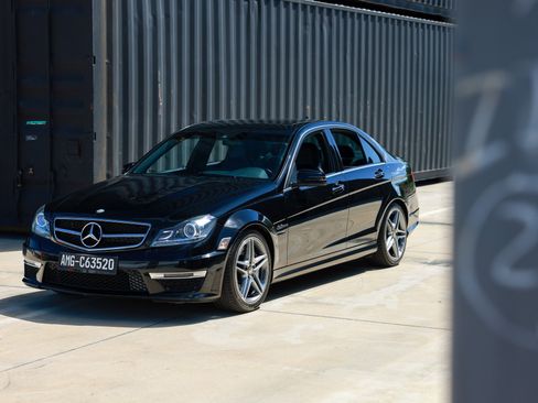 Used 2014 Mercedes-Benz C 63 AMG Sedan image 34