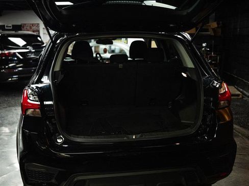 Used 2025 Mitsubishi Outlander Sport AWD image 7