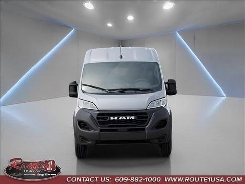 New 2026 RAM ProMaster 2500 w/ Storage Group FWD image 7