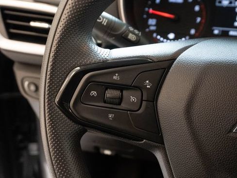 Used 2021 Chevrolet TrailBlazer LS FWD image 18