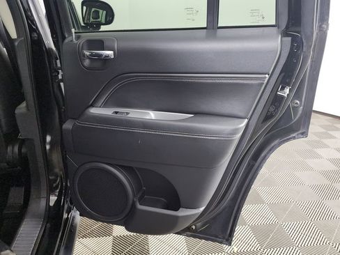 Used 2017 Jeep Compass High Altitude image 23