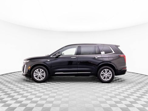 New 2025 Cadillac XT6 Luxury image 4