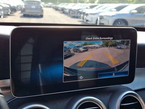 Used 2019 Mercedes-Benz C 300 4MATIC Sedan image 18
