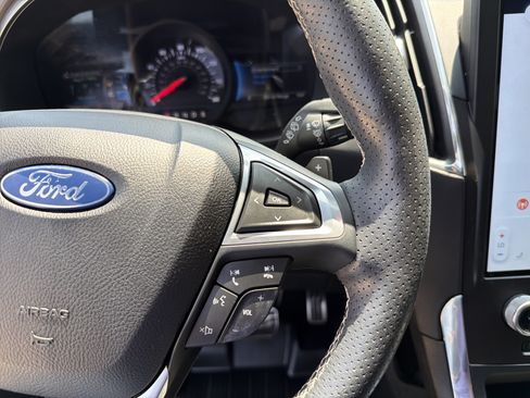 Used 2021 Ford Edge ST AWD/4WD image 13