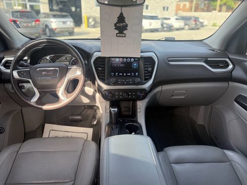 Used 2019 GMC Acadia SLT w/ LPO, Floor Liner Package image 15