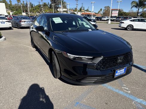 New 2025 Honda Accord SE image 7