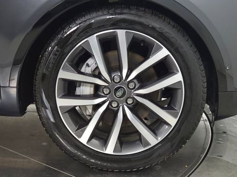 Certified 2023 Land Rover Discovery S R-Dynamic AWD/4WD image 13