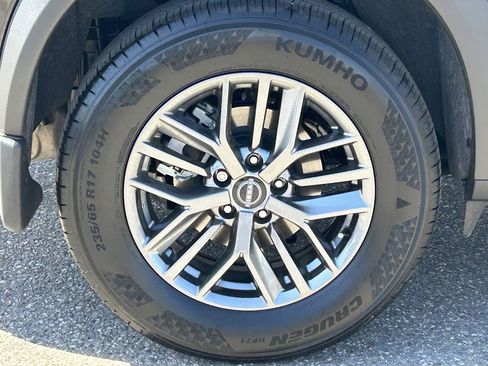 Certified 2026 Nissan Rogue S FWD image 8