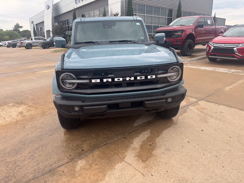 Used 2023 Ford Bronco Outer Banks AWD/4WD image 8