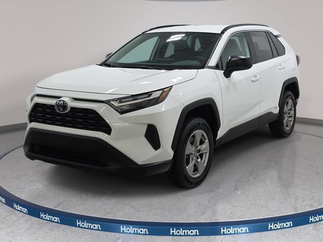Certified 2025 Toyota RAV4 LE AWD/4WD image 1