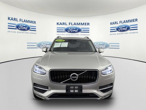 Used 2018 Volvo XC90 T6 Momentum w/ Convenience Package AWD/4WD image 6