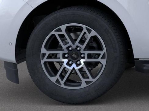 New 2025 Ford Expedition Active image 19