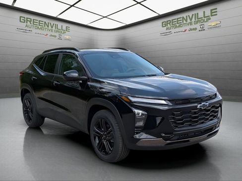 New 2026 Chevrolet Trax ACTIV w/ Sunroof Package FWD image 10