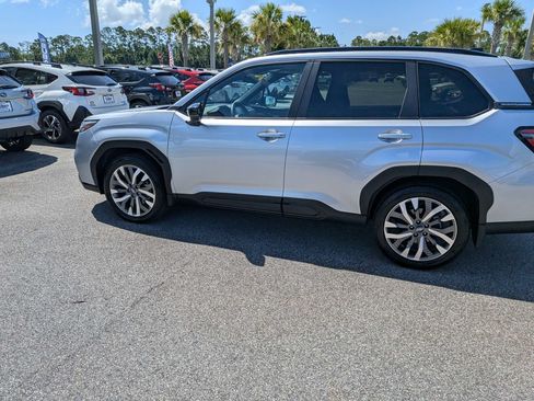 Certified 2026 Subaru Forester Touring AWD/4WD image 7