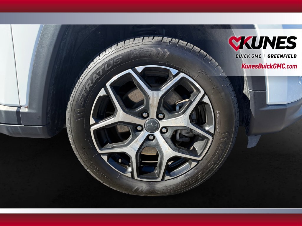 Used 2025 Jeep Compass Limited AWD/4WD image 13