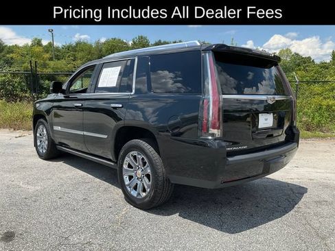 Used 2019 Cadillac Escalade Premium Luxury AWD/4WD image 26