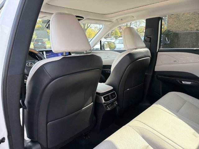 Certified 2026 Lexus RX 350 AWD w/ Convenience Package image 24