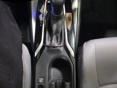 Used 2024 Toyota Corolla SE image 25