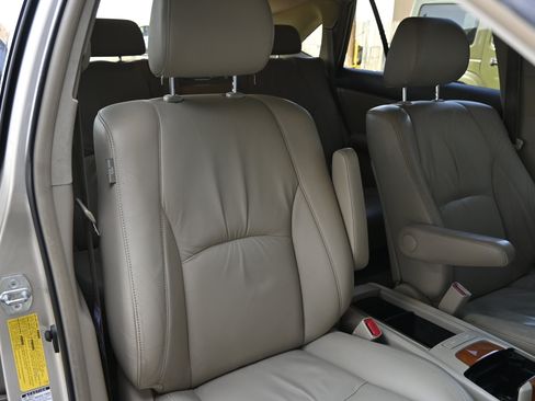 Used 2005 Lexus RX 330 AWD image 40