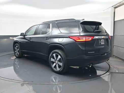 Used 2020 Chevrolet Traverse LT w/ LT Premium Package image 5