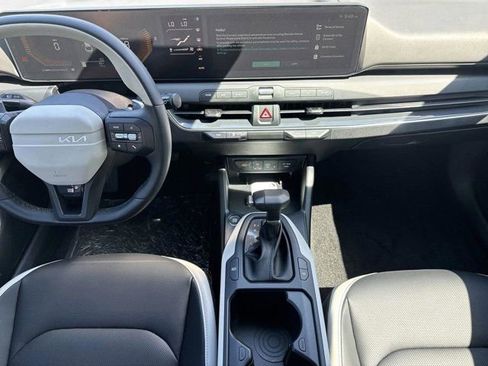 New 2026 Kia K4 GT-Line FWD image 11