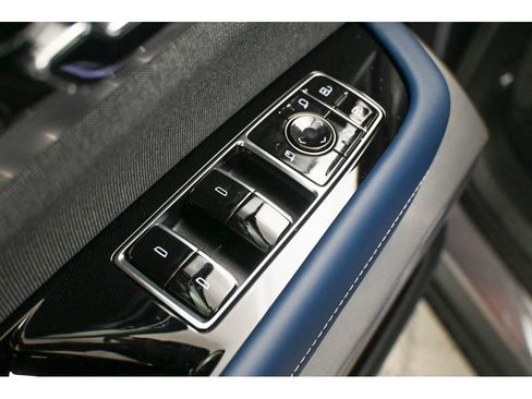 New 2026 Cadillac Vistiq Premium Luxury image 20