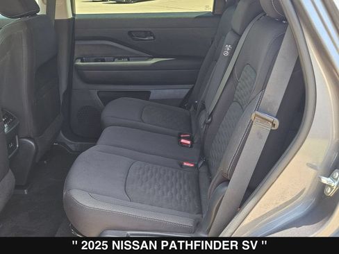 Used 2025 Nissan Pathfinder SV FWD image 15