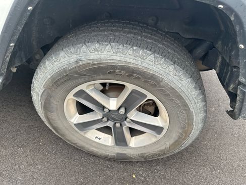 Used 2022 Jeep Wrangler Unlimited Sahara w/ Cold Weather Group image 5