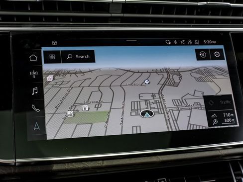 Used 2022 Audi Q8 Premium Plus image 20