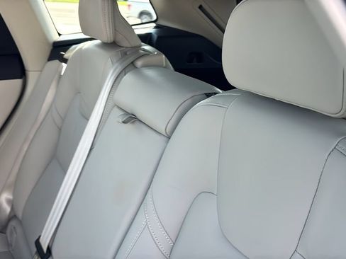 Certified 2025 Volvo XC60 B5 Ultra AWD/4WD image 10