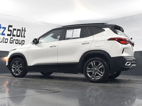 Used 2021 Kia Seltos S image 27