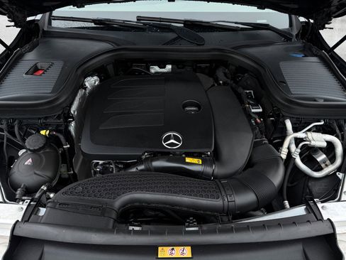 Used 2023 Mercedes-Benz GLC 300 4MATIC Coupe image 48