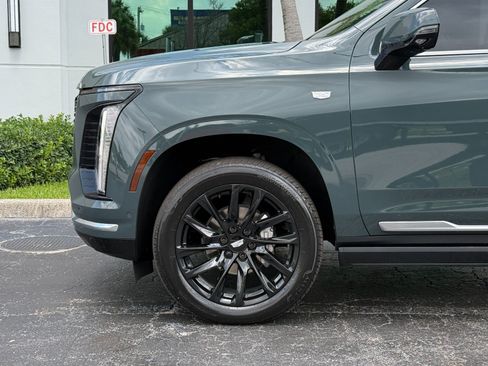 Used 2025 Cadillac Escalade Premium Luxury w/ Touring Package AWD/4WD image 14