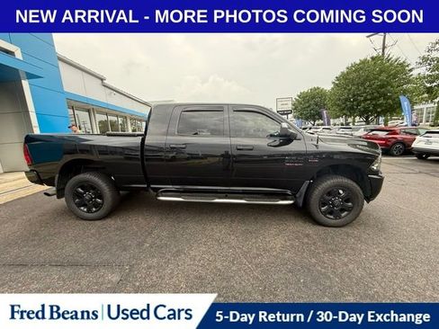Used 2017 RAM 3500 Big Horn w/ Black Appearance Group AWD/4WD image 15
