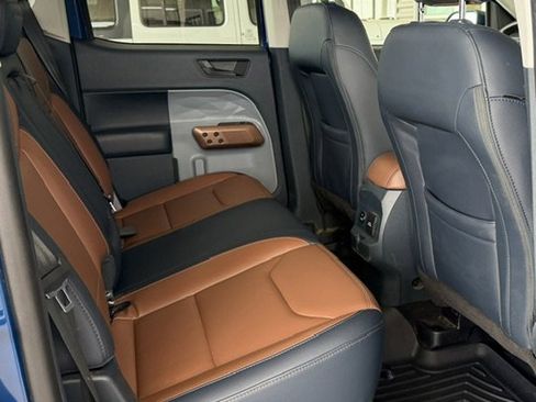 Used 2023 Ford Maverick Lariat w/ Lariat Luxury Package AWD/4WD image 9