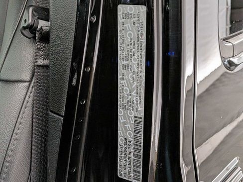 Used 2023 Jeep Wrangler Sahara w/ Cold Weather Group image 35