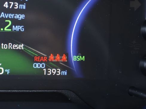 Certified 2025 Toyota RAV4 XLE w/ Convenience Package image 19