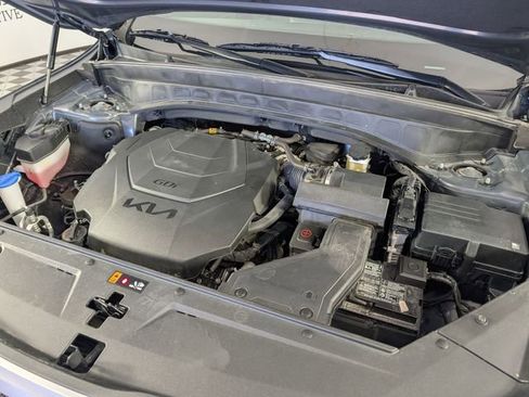 Used 2025 Kia Telluride S image 37