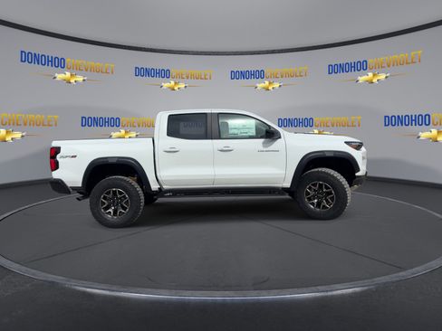 New 2026 Chevrolet Colorado ZR2 w/ Technology Package AWD/4WD image 12