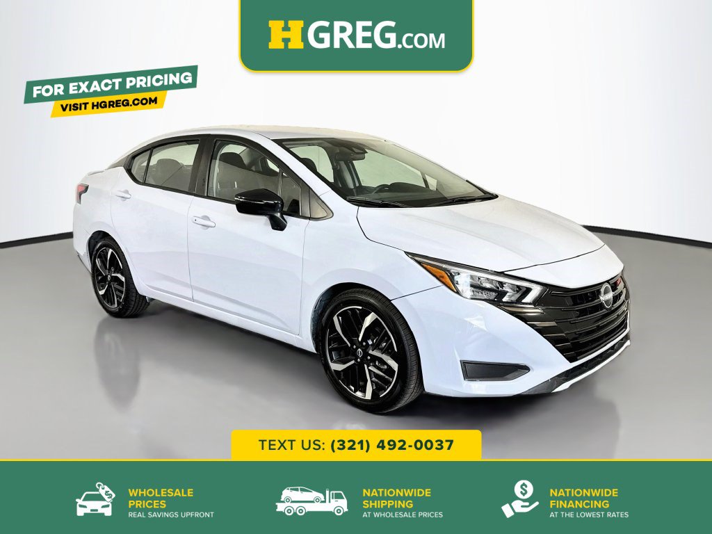 Used 2025 Nissan Versa SR FWD image 1