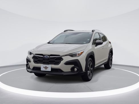 Used 2024 Subaru Crosstrek 2.0i Premium AWD/4WD image 3