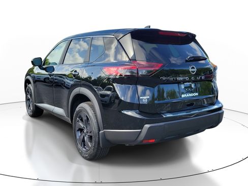 New 2026 Nissan Rogue SV FWD image 5
