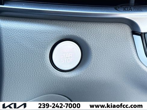 New 2026 Kia Sorento S image 32