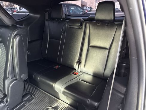 Used 2023 Toyota Highlander XSE image 13