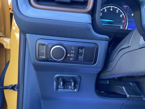 Used 2023 Ford Maverick Lariat w/ Equipment Group 500A Standard image 18