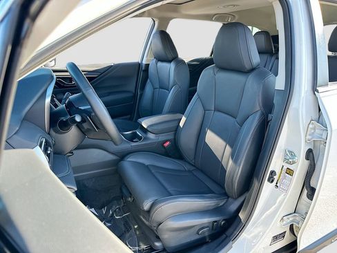 Used 2023 Subaru Outback Limited image 22