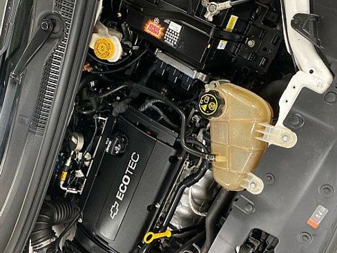 Used 2017 Chevrolet Sonic LT image 15